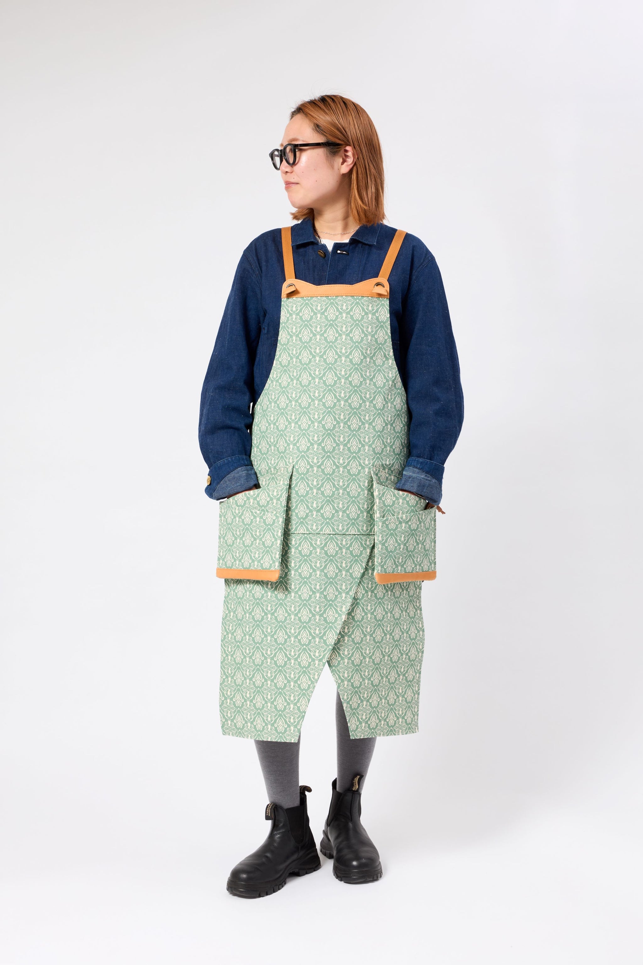 単品】aonecoハカマエプロン（保護ネコ寄付チケット付き）【7月1日頃